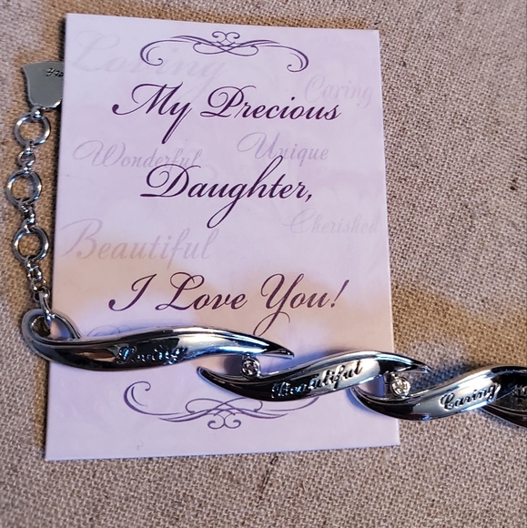 Bradford Exchange I Love You Daughter bracelet - Picture 1 of 2